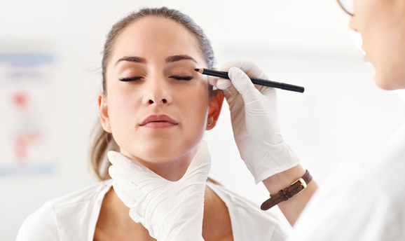 From Consult To Recovery: The Top 17 Questions Concerning Plastic Surgery